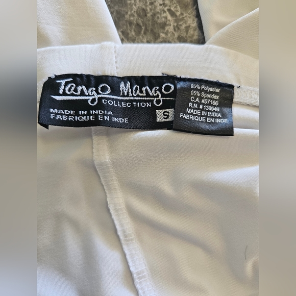 TANGO MANGO White Athletic Leggings - Picture 2 of 6